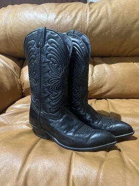Laredo Black Embroidered Leather Western Heeled Boots - Women's